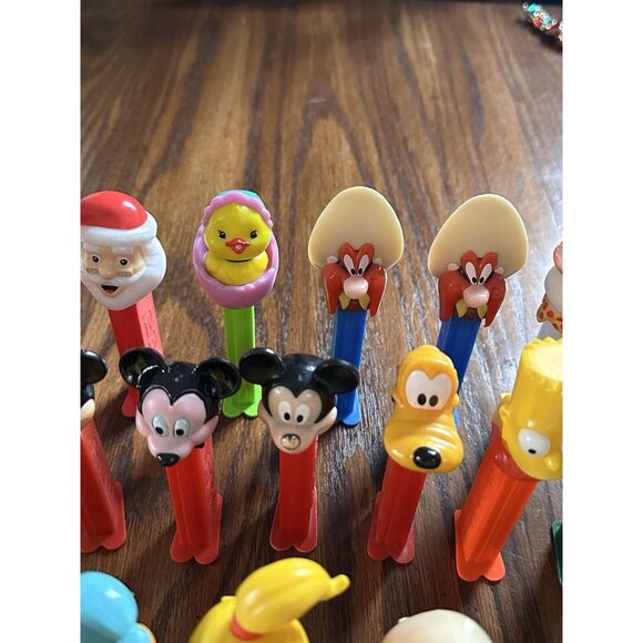 Vintage PEZ Dispensers Lot of 30 Disney, Looney Tunes, Marvel, Star Wars, More! - Picture 12 of 16